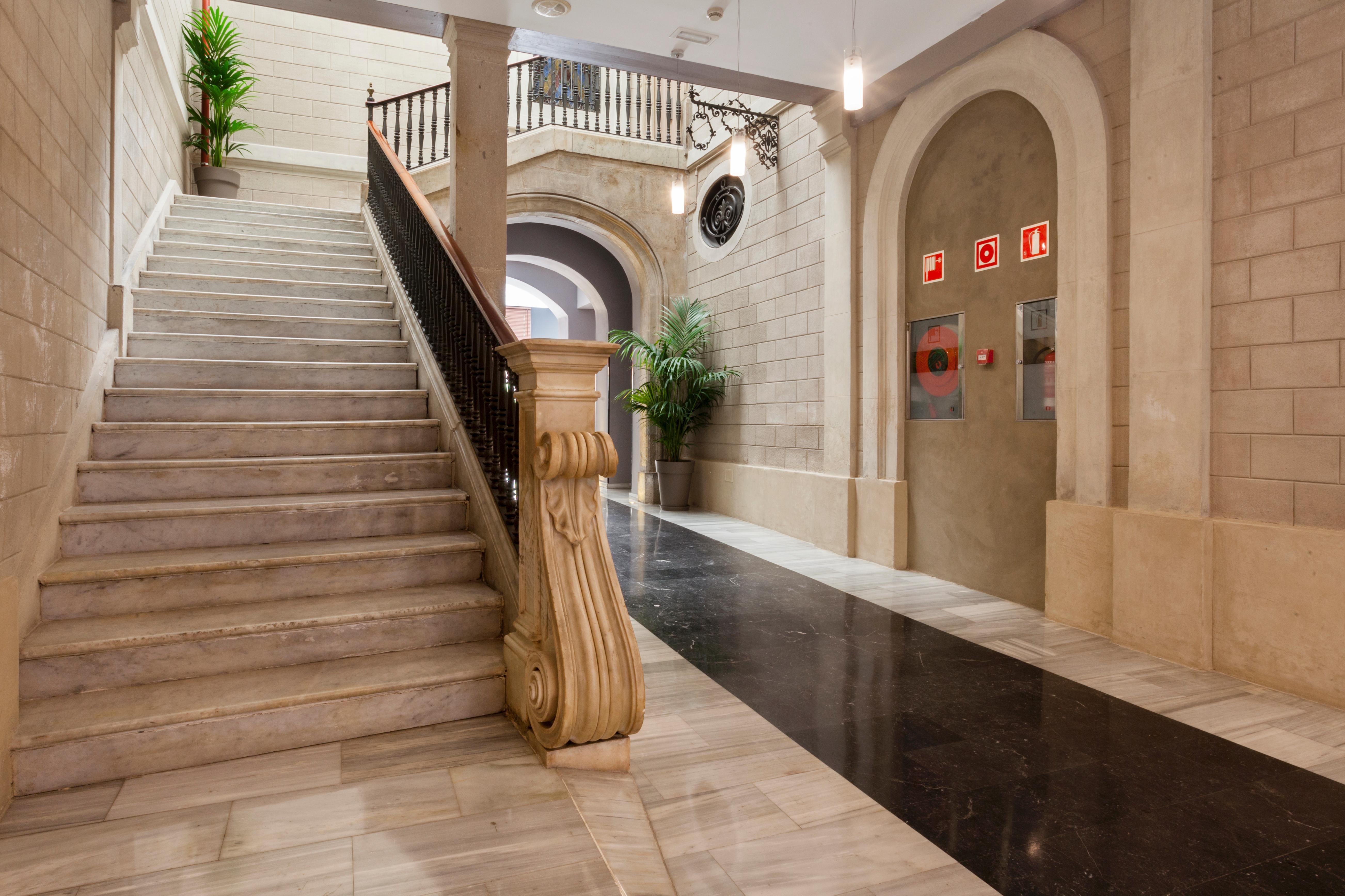 Hotel Petit Palace Boqueria Garden 4*